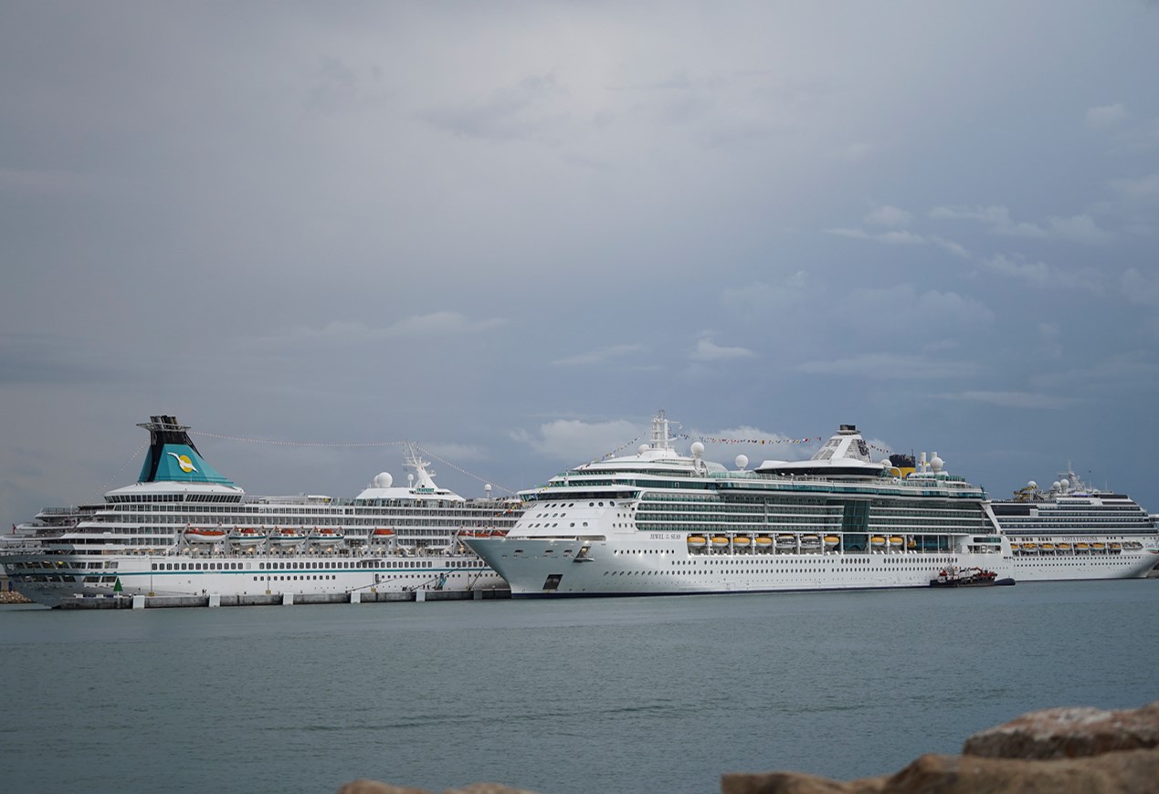 Three cruise ships call simultaneously at the Port of Tarragona for the first time